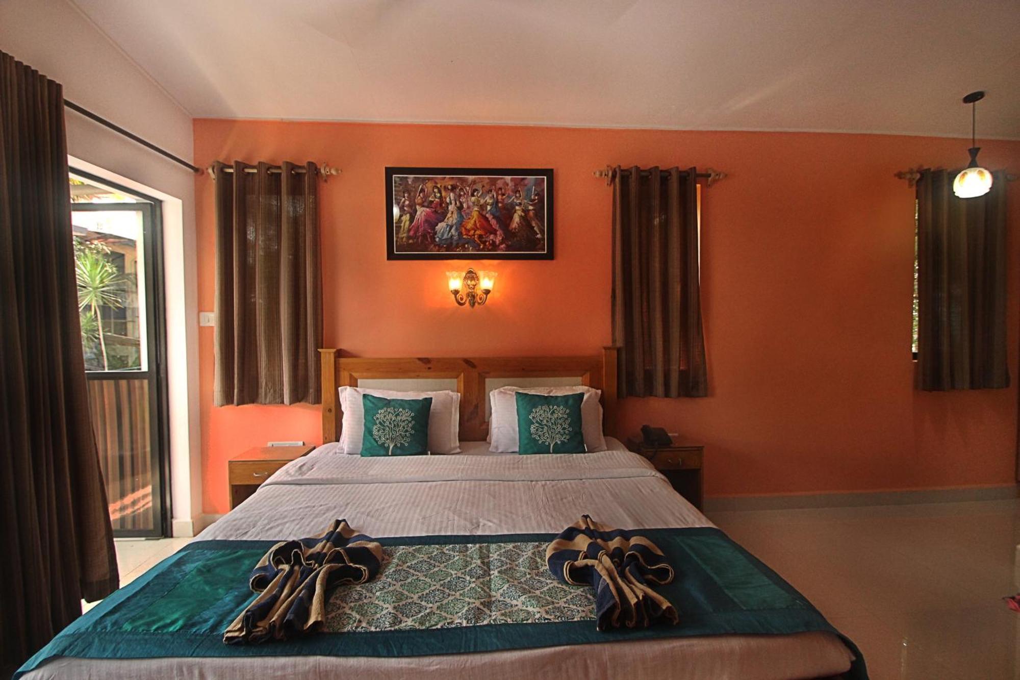 Lui Beach Resort Candolim Exterior photo